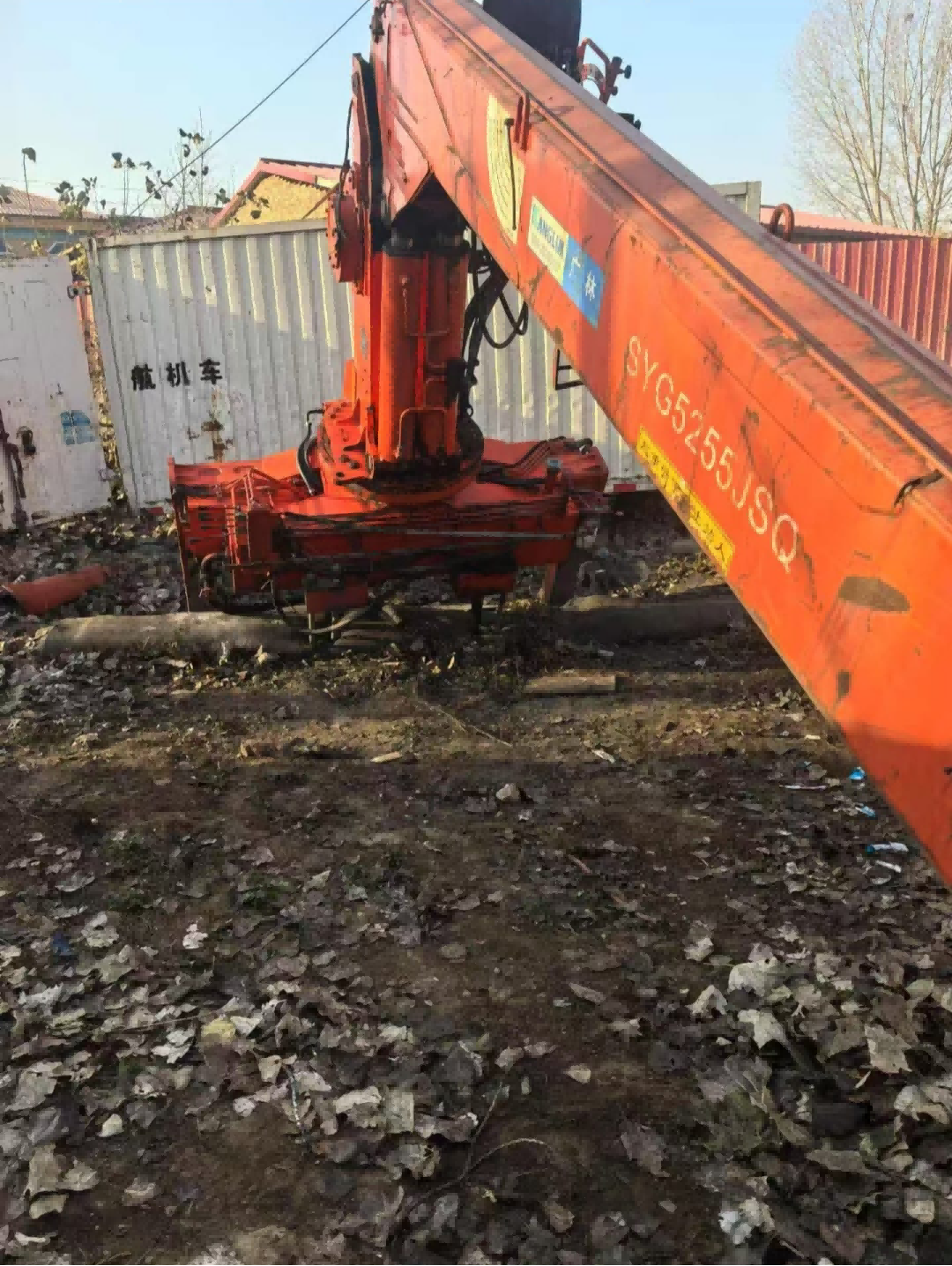 The installation of a crane with a lifting capacity of 10 tons is not a complete set