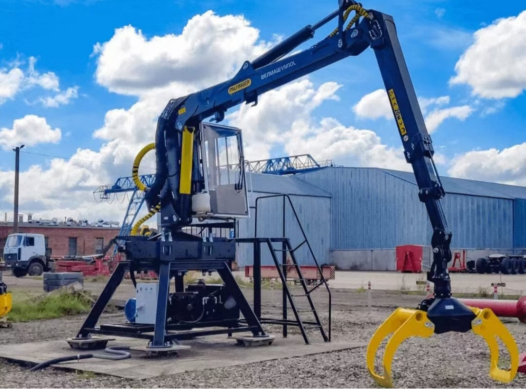 Wood grabbing robotic arm released in 2019, with damaged rotary gearbox and motor