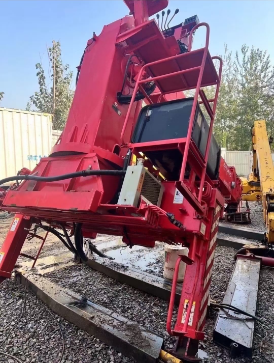 Crane installation 1200, manufactured in 2020 without rear support or hydraulic oil tank